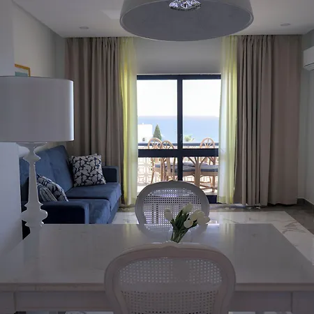 Lägenhetshotell Grand Muthu Oura View Club