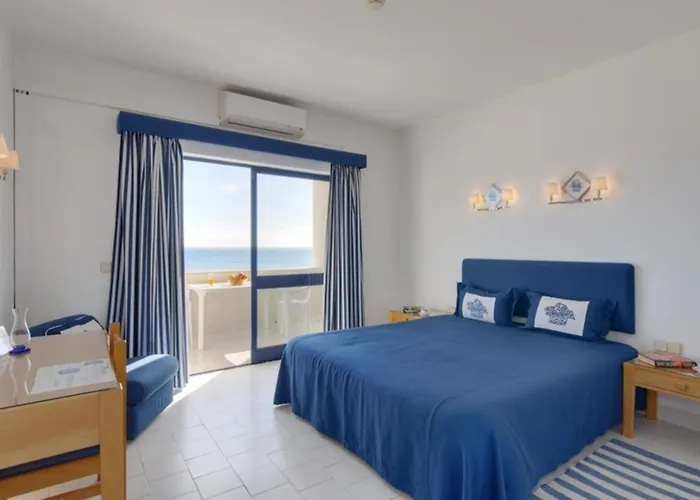 Grand Muthu Oura View Club Ξενοδοχείο με διαμερίσματα 5*