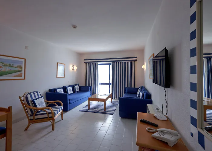 Grand Muthu Oura View Club Ξενοδοχείο με διαμερίσματα 5*