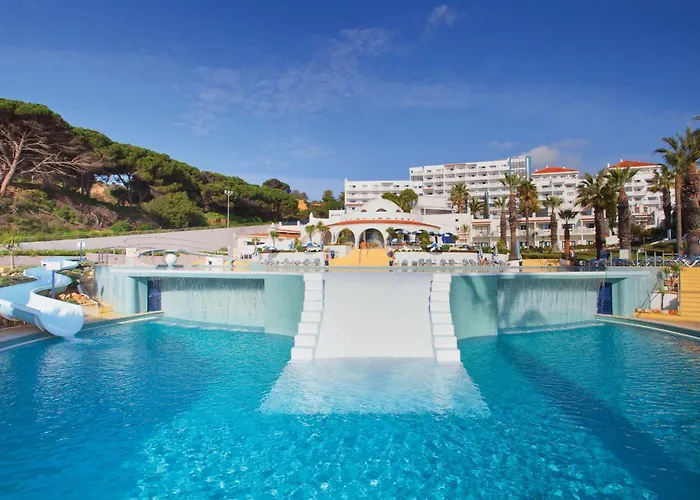 Grand Muthu Oura View Club Ξενοδοχείο με διαμερίσματα 5*