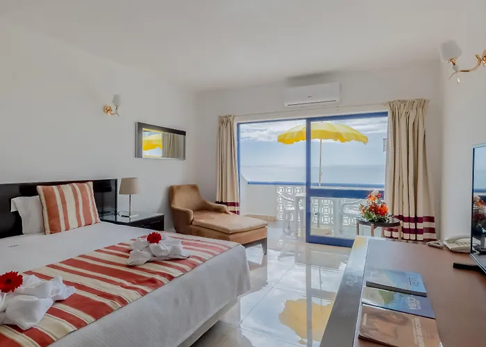 Grand Muthu Oura View Club Ξενοδοχείο με διαμερίσματα