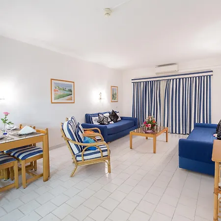 Apartahotel Grand Muthu Oura View Club