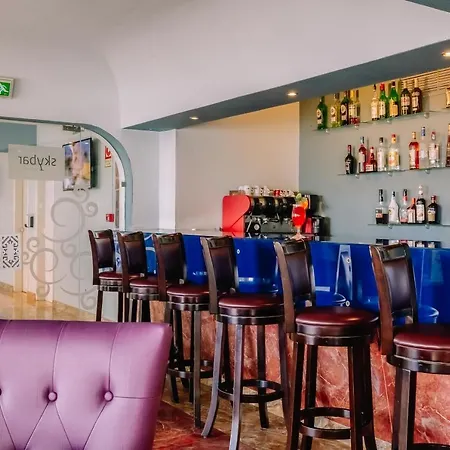 Grand Muthu Oura View Club Ξενοδοχείο με διαμερίσματα