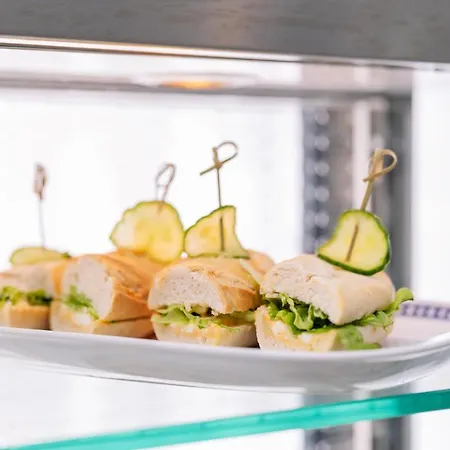 מלון דירות Grand Muthu Oura View Club