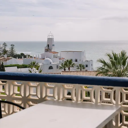 Aparthotel Grand Muthu Oura View Club 5*