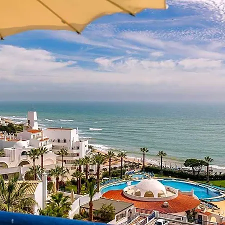 Apartahotel Grand Muthu Oura View Club 5*