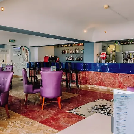 Grand Muthu Oura View Club Aparthotel 5*