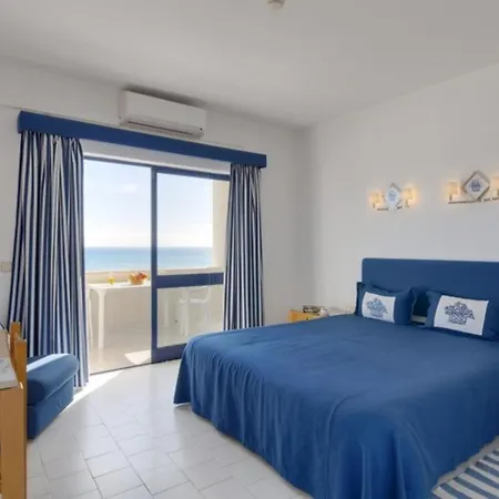 Grand Muthu Oura View Club Ξενοδοχείο με διαμερίσματα 5*