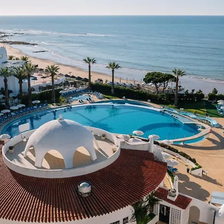 Ξενοδοχείο με διαμερίσματα Grand Muthu Oura View Club