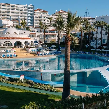 Ξενοδοχείο με διαμερίσματα Grand Muthu Oura View Club 5*