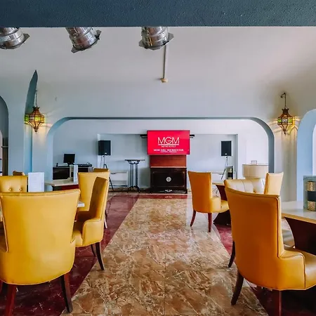 Grand Muthu Oura View Club Ξενοδοχείο με διαμερίσματα 5*