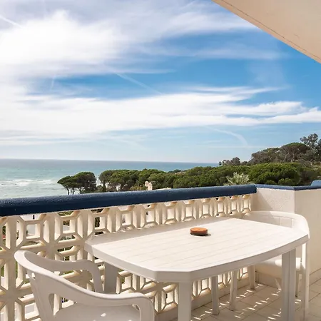 Grand Muthu Oura View Club Ξενοδοχείο με διαμερίσματα 5*